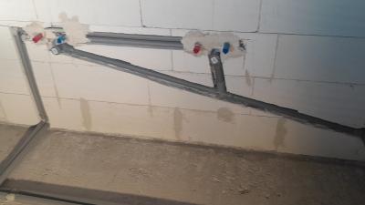 Podlahové topení a instalatérské práce ve Vratislavicích